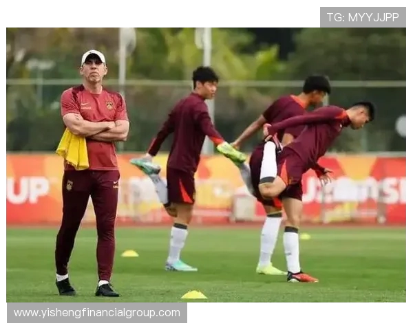 马德兴：讨论国足阵型无关紧要 关键在于恢复信心和坚持到底