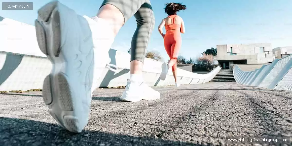 📺 弹幕互动，燃爆全场！看直播，就要和千万球迷一起嗨！